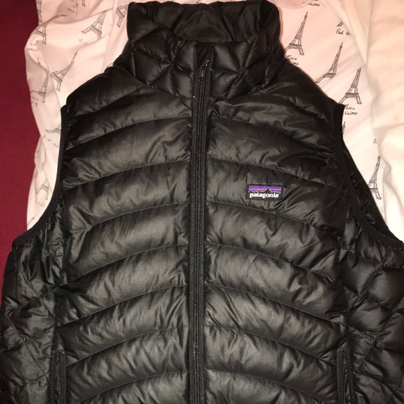 Patagonia Jackets & Blazers - NWOT Patagonia Women's Down Jacket Vest